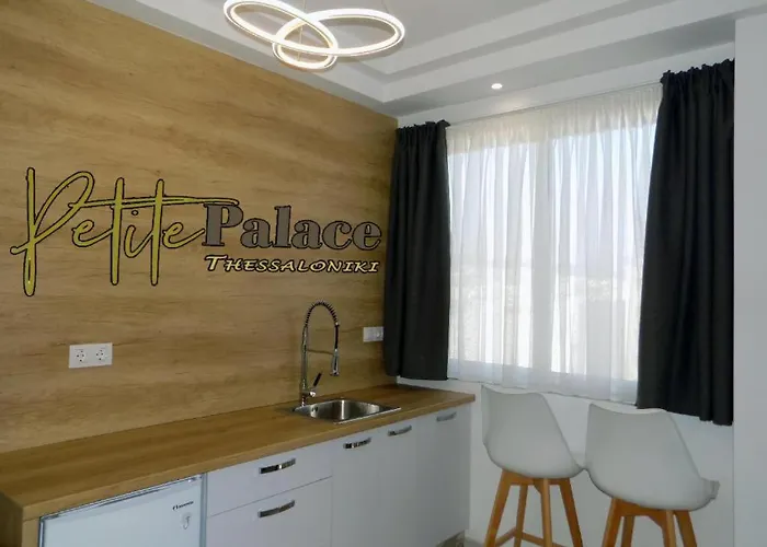 شقة Petite Palace Aristotelous 8 *